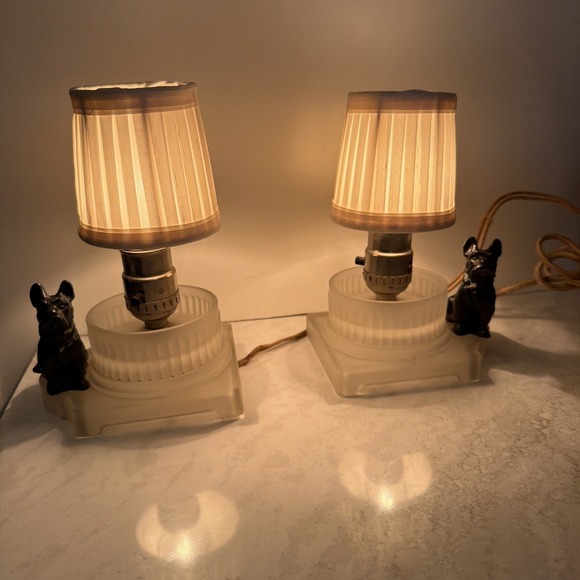 Vintage Art Deco Scotty Dog Boudoir Lamp Pair Frosted Glass Base